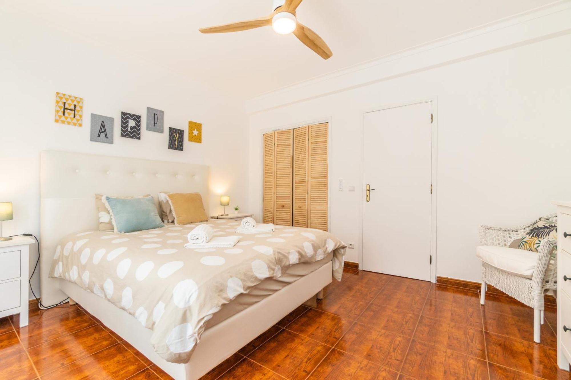 Villa Baleal Happiness Surf House Ferrel  Exterior foto